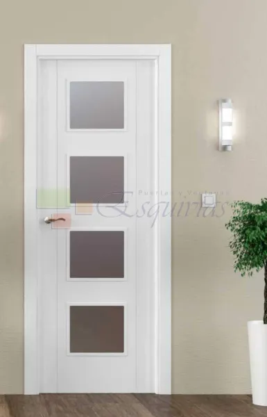 puerta de interior Rayada Maciza Lacada en Blanco con 4 cristales